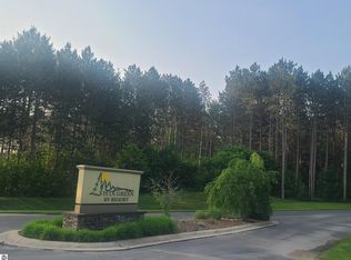 6100 Larson Rd SW #12, South Boardman, MI 49680