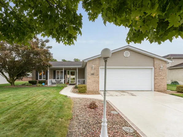 295 Poplar Ln, Hobart, IN 46342