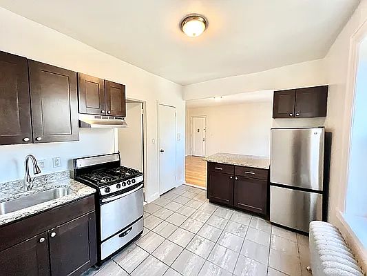 4th image of 3410 84th St APT H23
