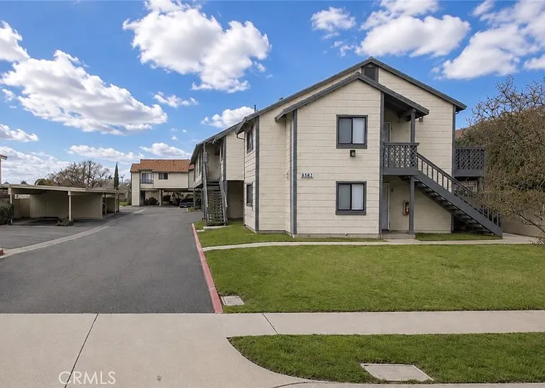 8598 Tamarind Ave #G — Photo 1