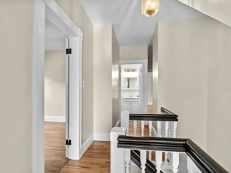 89 Bell St #89 — Photo 11