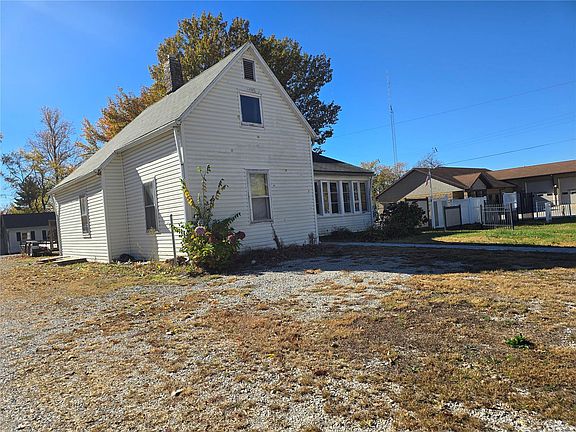 2nd image of 1206 School St