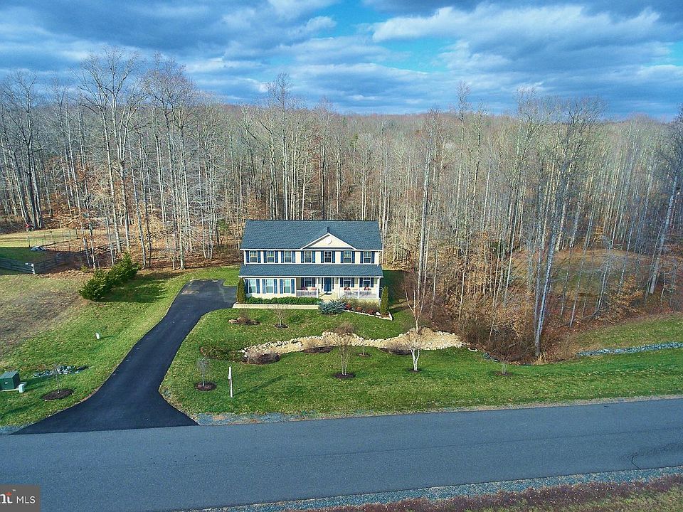 1st image of 1705 Greenbriar Dr