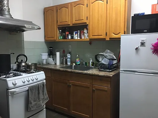 Rented by Downtown Mgt & Realty LLC | media 21