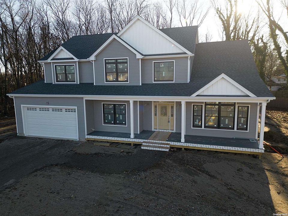 1st image of 3 Marchant Drive N
