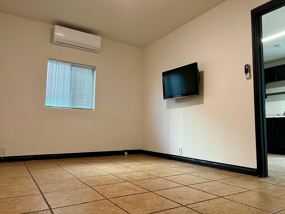1st image of 1702 S Union Ave #2
