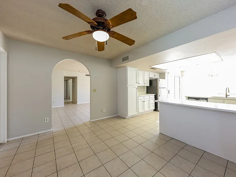 4323 W Piute Ave — Photo 6