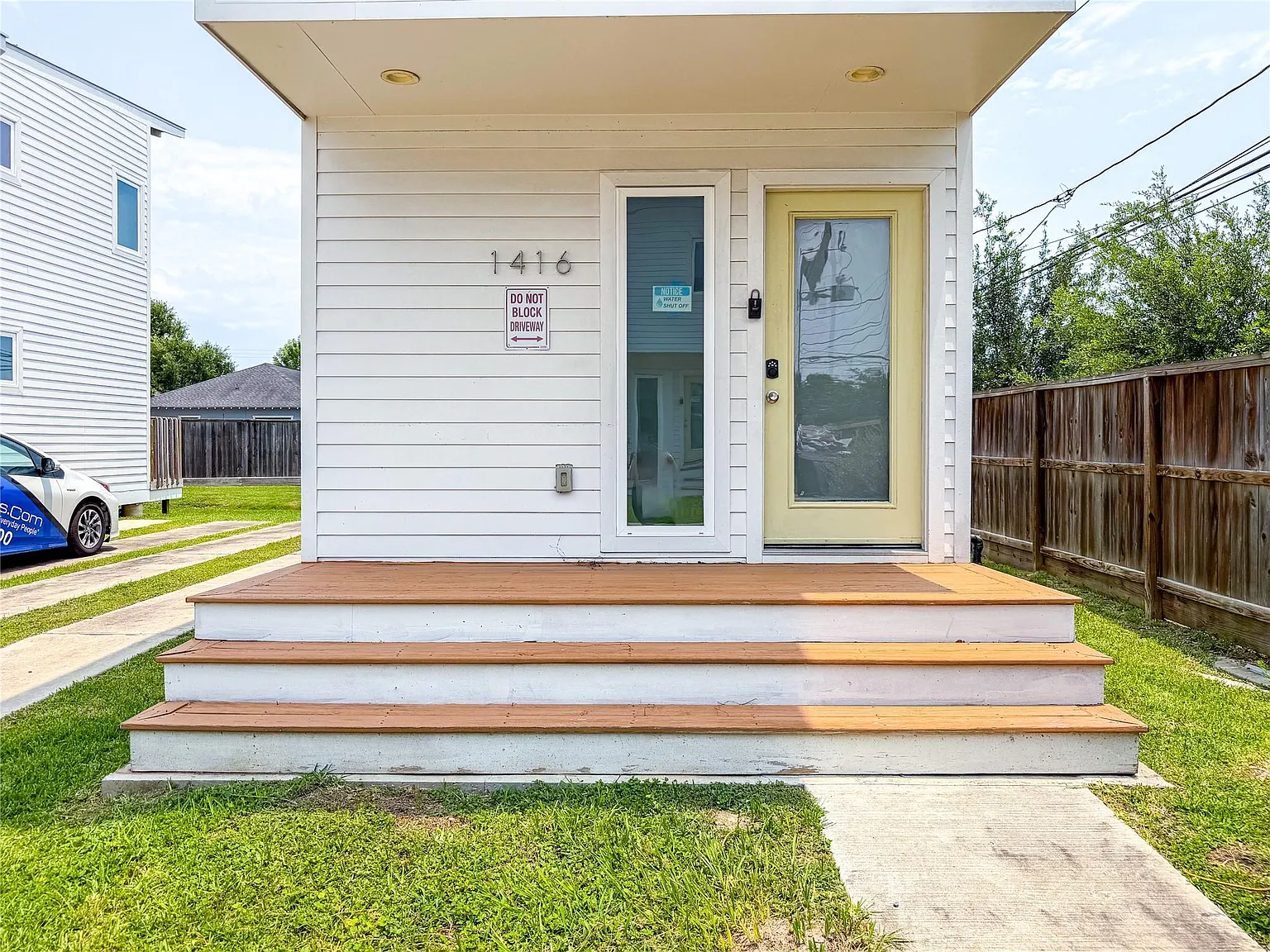 2 bed, 1.0 bath, 728 sqft, $1,549 — Photo 3