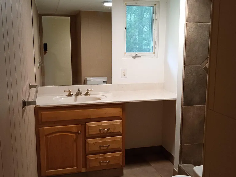 4660 SE 18th Pl — Photo 10