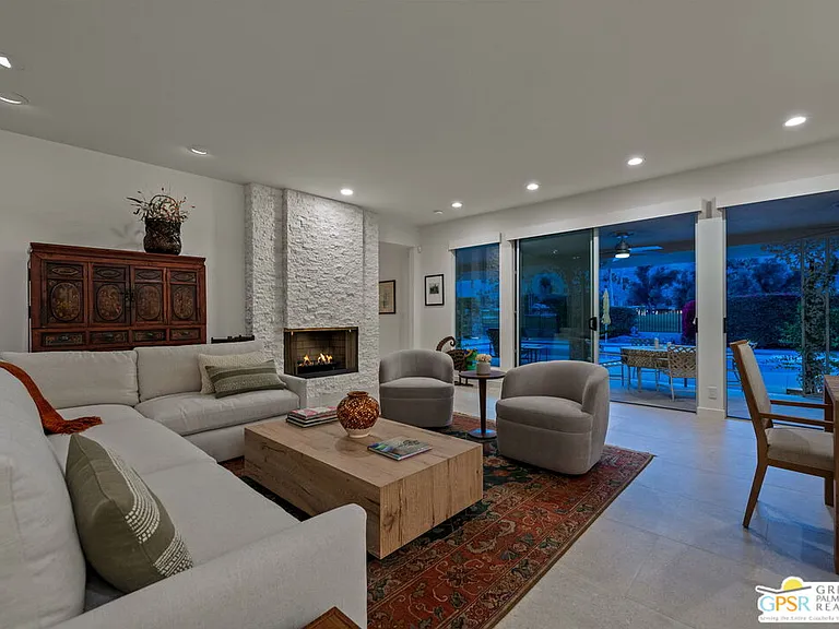 2367 S Yosemite Dr — Photo 12