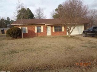 811 E 8th St, Rector, AR 72461