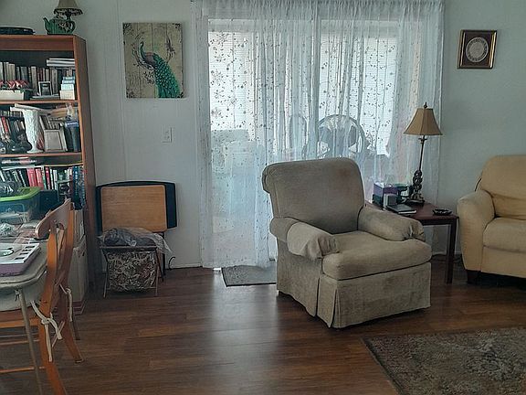 2nd image of 245 Netherland Ave