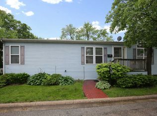 1163 Hillside Rd, Elgin, IL 60123