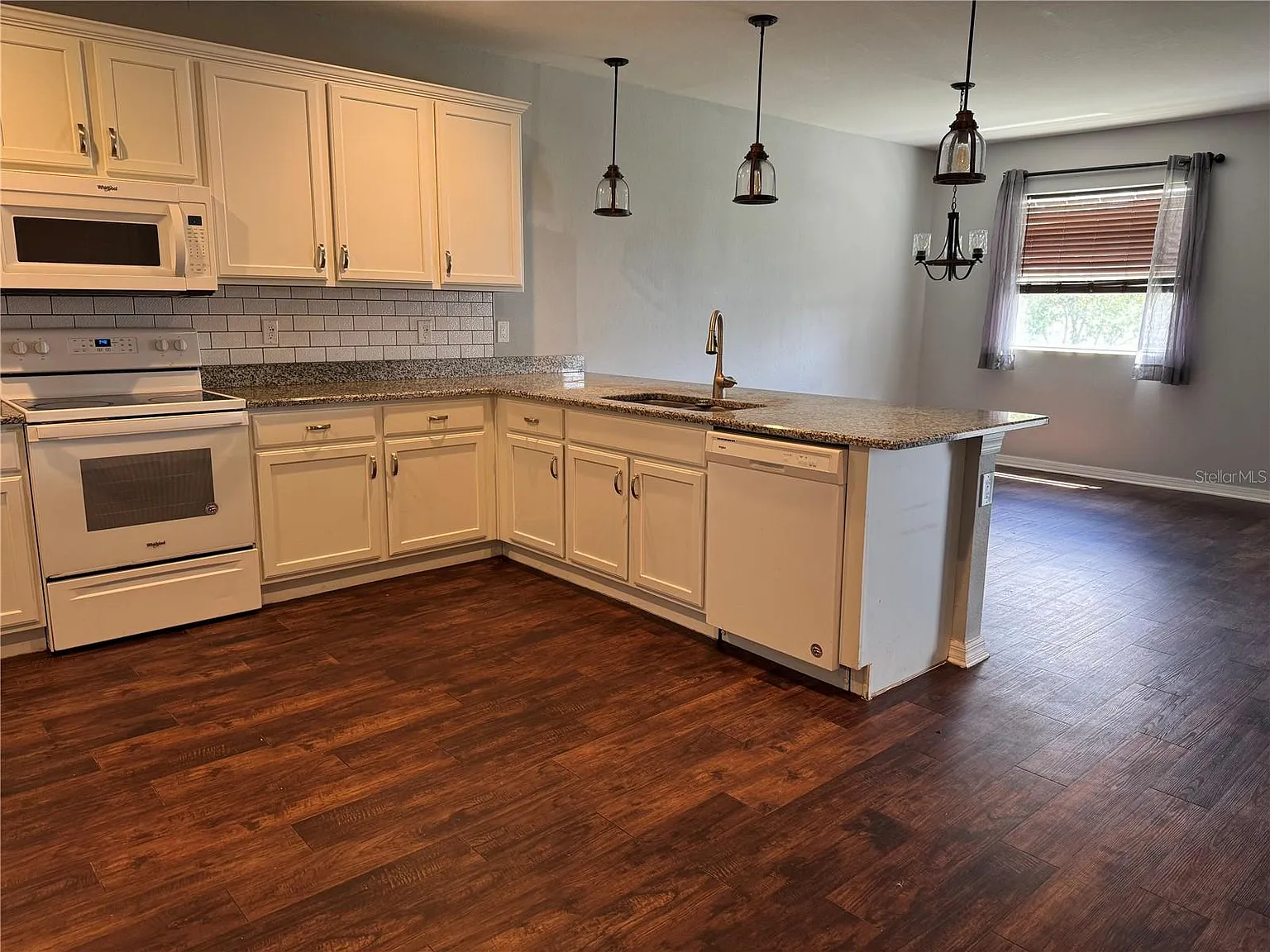 5 bed, 3.5 bath, $3,400 — Photo 4
