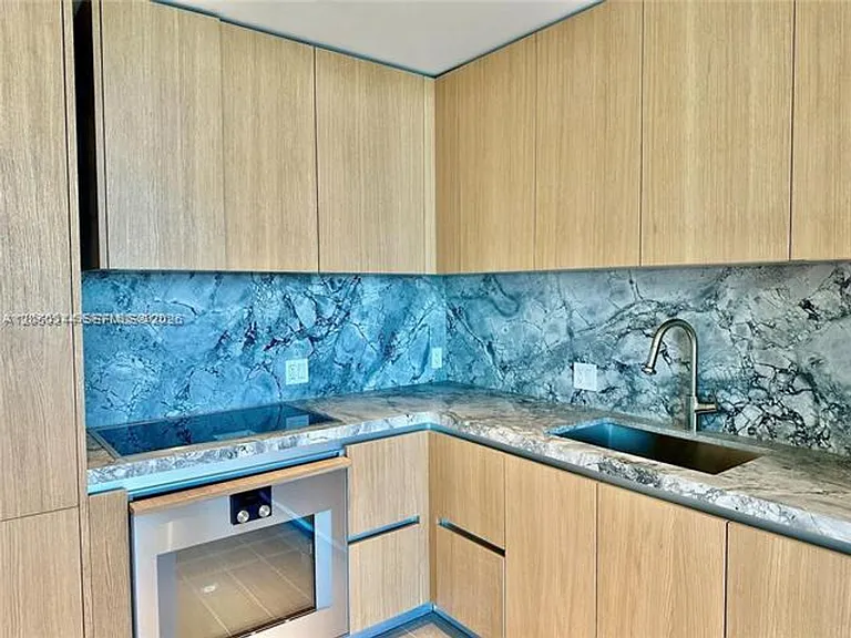 500 Alton Rd #CU-1708 — Photo 6