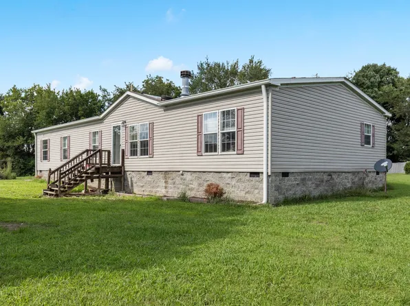 4377 Woodrow Wilson Rd, Springfield, TN 37172