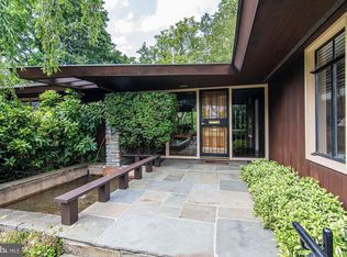 3201 Fessenden St NW, Washington, DC 20008