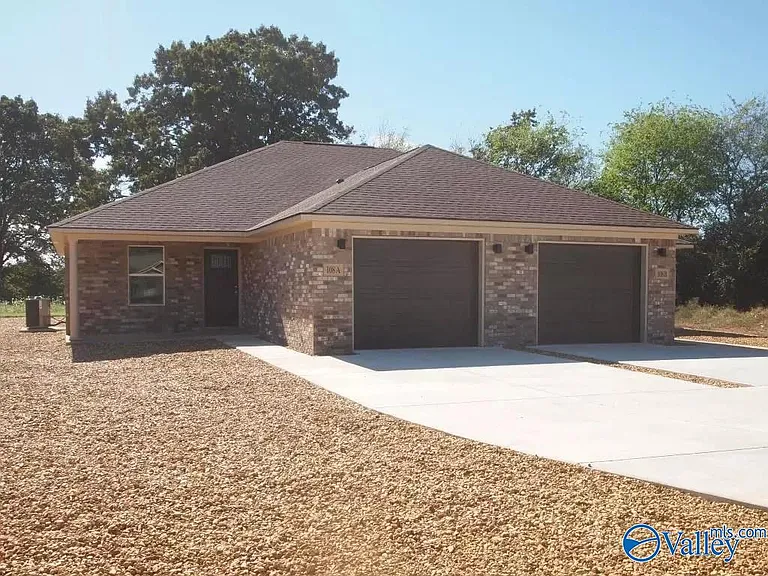 100 NE Kaleigh Paige Cir #A — Photo 14