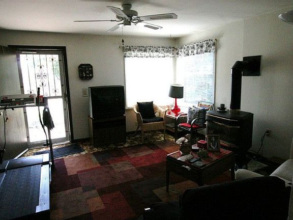 4th image of 6415 24th St NE