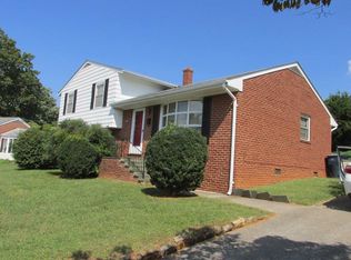 2515 Northminster Rd NW, Roanoke, VA 24012