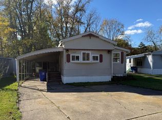 7267 Bennington Pike #201, Ravenna, OH 44266