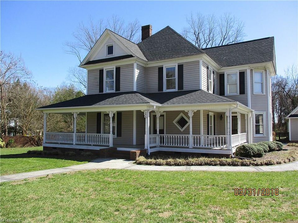 2nd image of 7204 Whitsett Park Rd