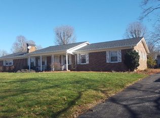 395 Robinhood Rd, North Wilkesboro, NC 28659