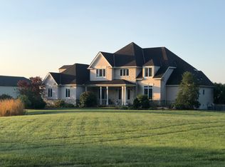 5400 Hartneck Rd, Valley City, OH 44280