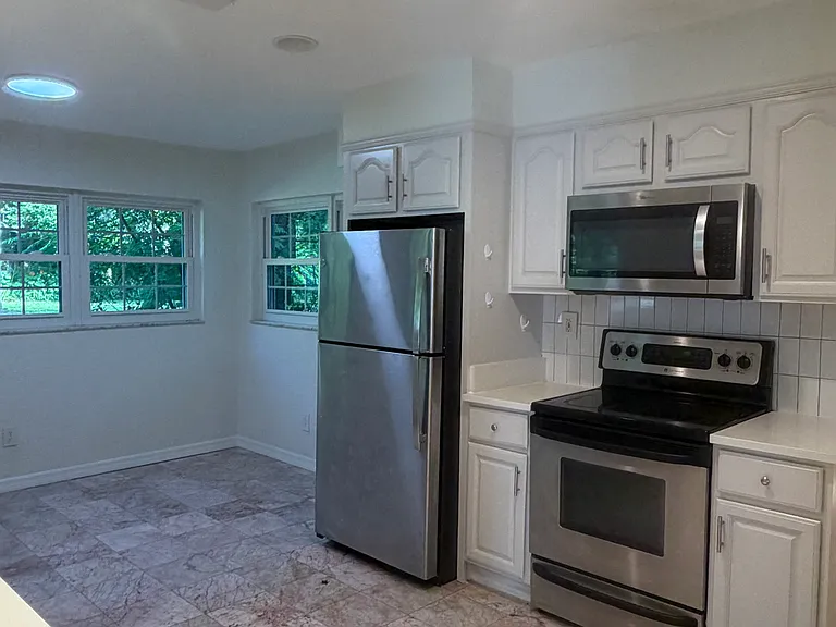 205 E Sweetwater Creek Dr — Photo 9