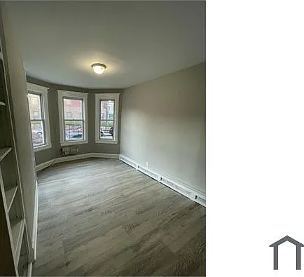 3 bed, $2,600 — Photo 2