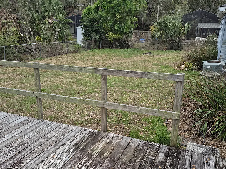 236 Devon St — Photo 14