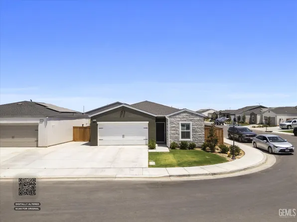 8942 Riverwood Park Dr, Shafter, CA 93263