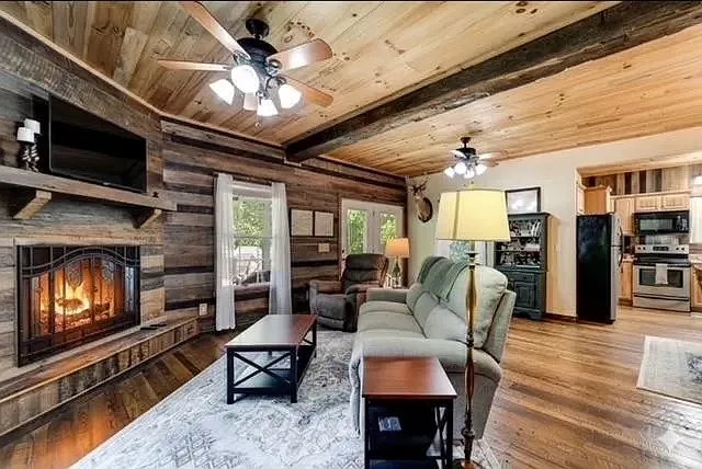 3 bed, 1653 sqft, $1,800 — Photo 4