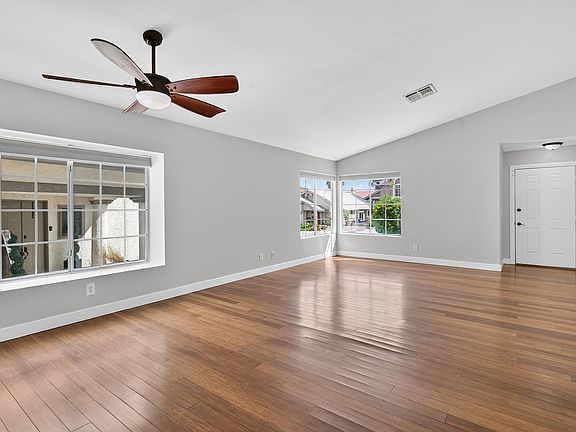 4th image of 405 Crater Ct