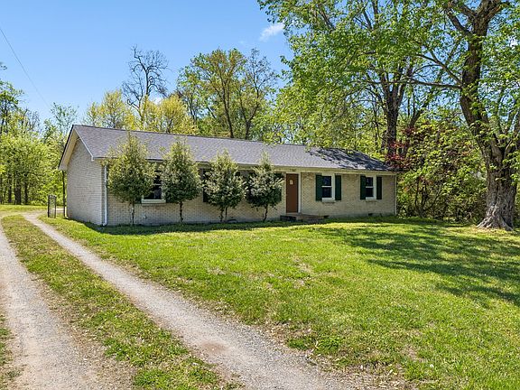 4th image of 248 Pine Mountain Rd