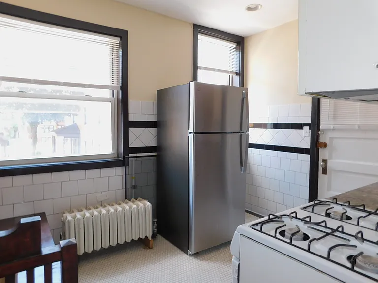 1108 W Columbia Ave #18 — Photo 8