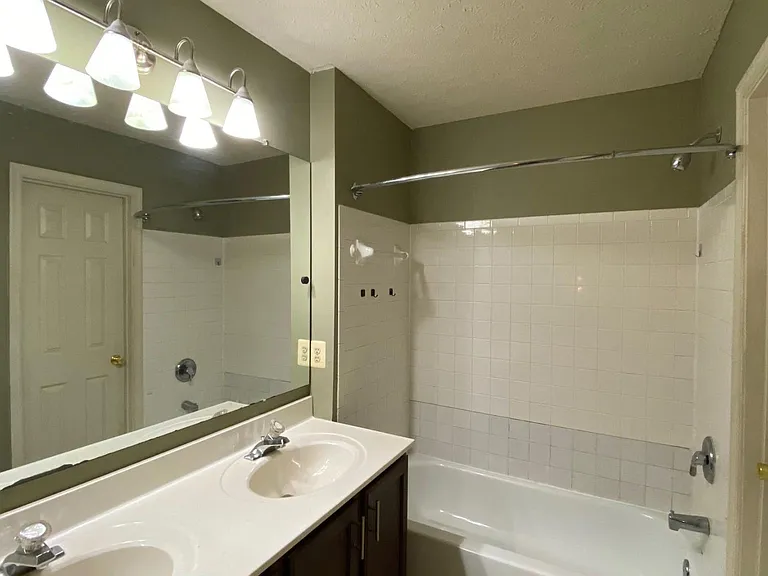 410 Buttonwoods Rd — Photo 13