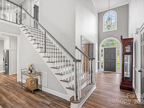 5th image of 116 Ivy Hollow Ln