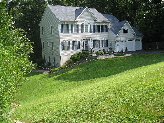 3rd image of 11970 Rocky Brooke Ct