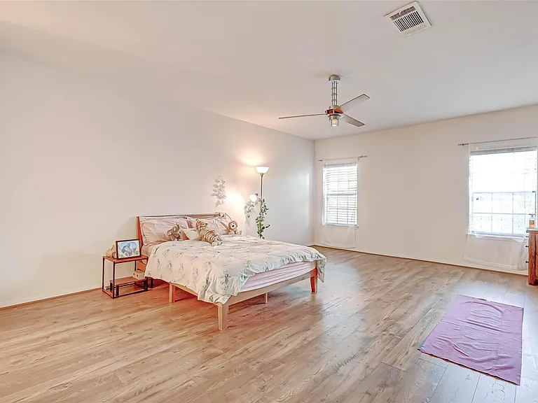 3780 Tanglewilde St #604 — Photo 31