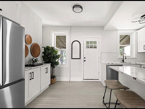 3rd image of 1588 Lincoln Place