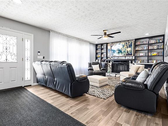 3rd image of 5232 Pine Way Rd