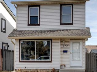 292 NW Falton Dr NE, Calgary, AB T3J2X1