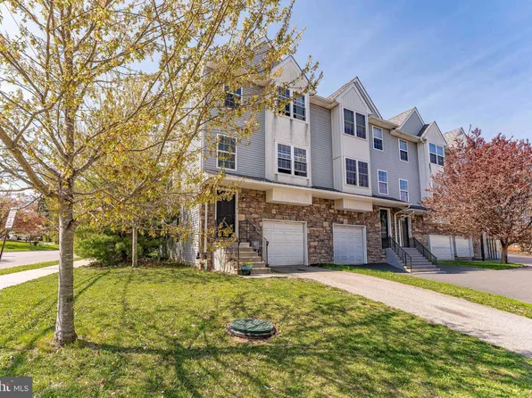 752 Cedar St, Norristown, PA 19401