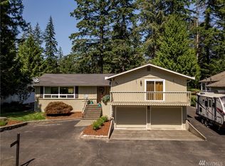 50 E Lakeland Way, Allyn, WA 98524