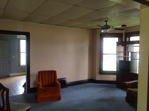 4th image of 312 W Boyington St