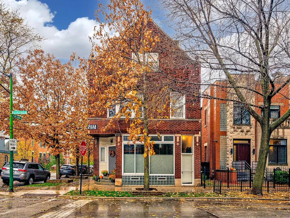 2028 N Hoyne - Exterior View