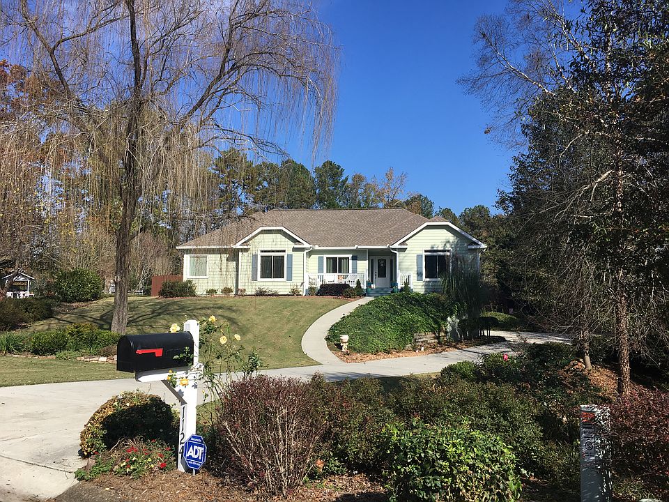1124 Jennings Dr Woodstock