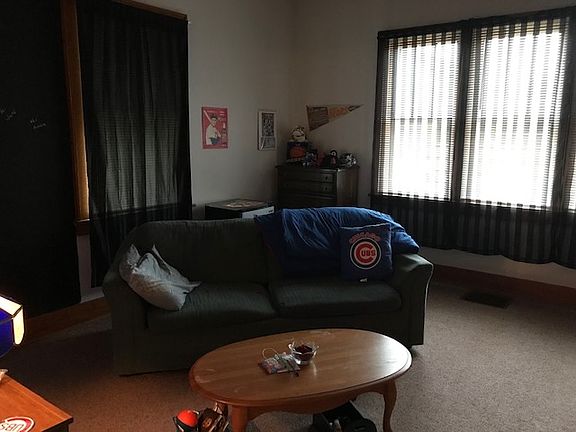 5th image of 411 W Linden Ave