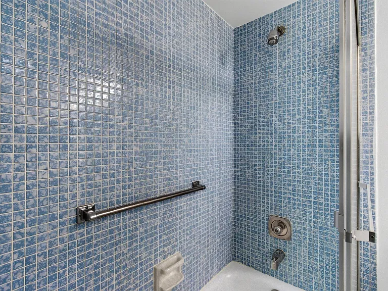 4028 Hythe Pl #B — Photo 42